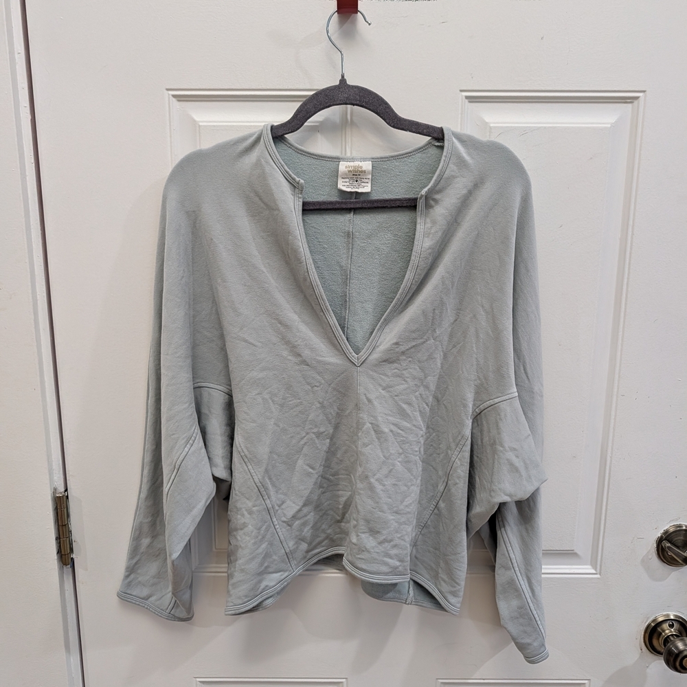 Simple Wishes Aspen Fleece Nursing Pullover - Picture 2 of 4